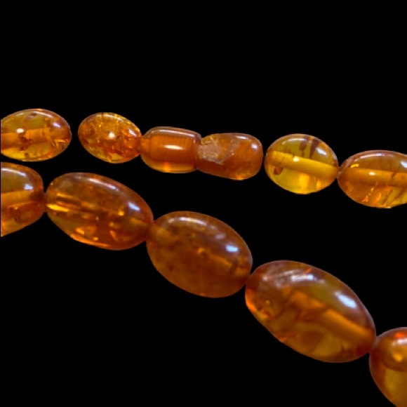 Vintage Natural Baltic amber bead necklace - Picture 3 of 12